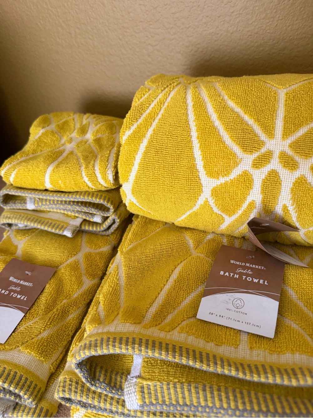 Cost Plus World Market Yellow Floral-Style Towel 4 piece Set - Picture 5 of 8